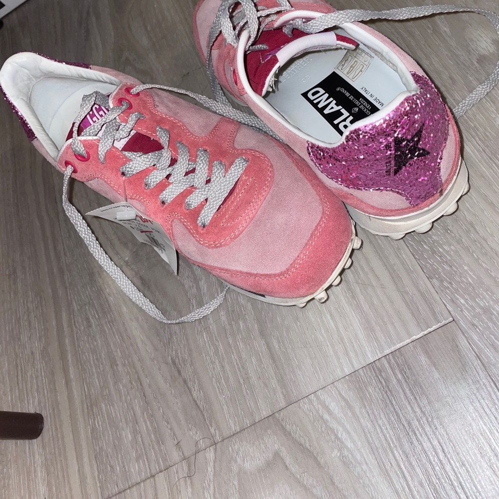 Limited edition golden goose